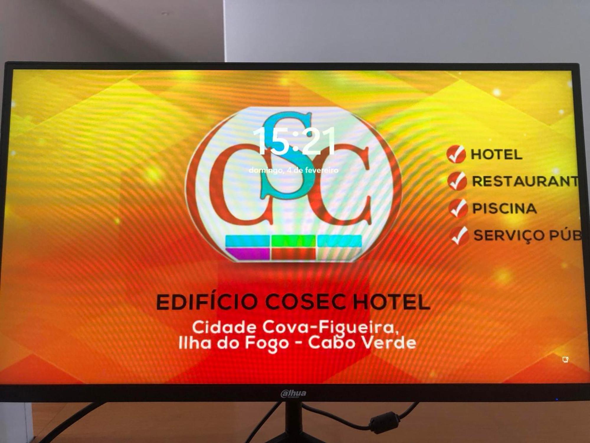 Edificio Cosec Hotel Cova Figueira Kültér fotó