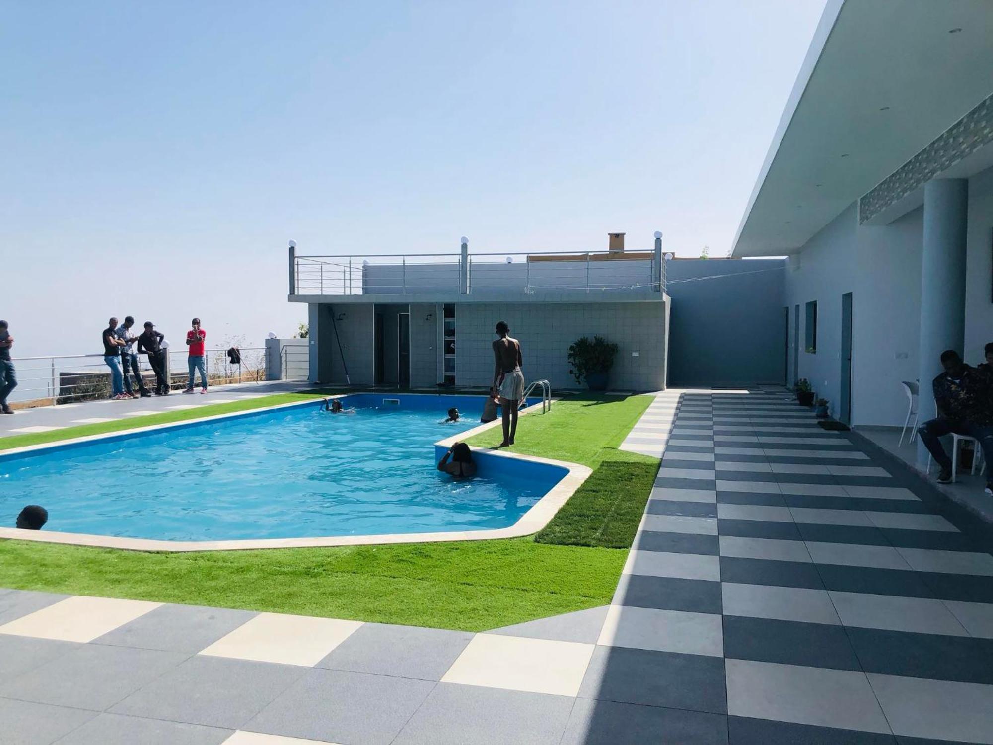 Edificio Cosec Hotel Cova Figueira Kültér fotó