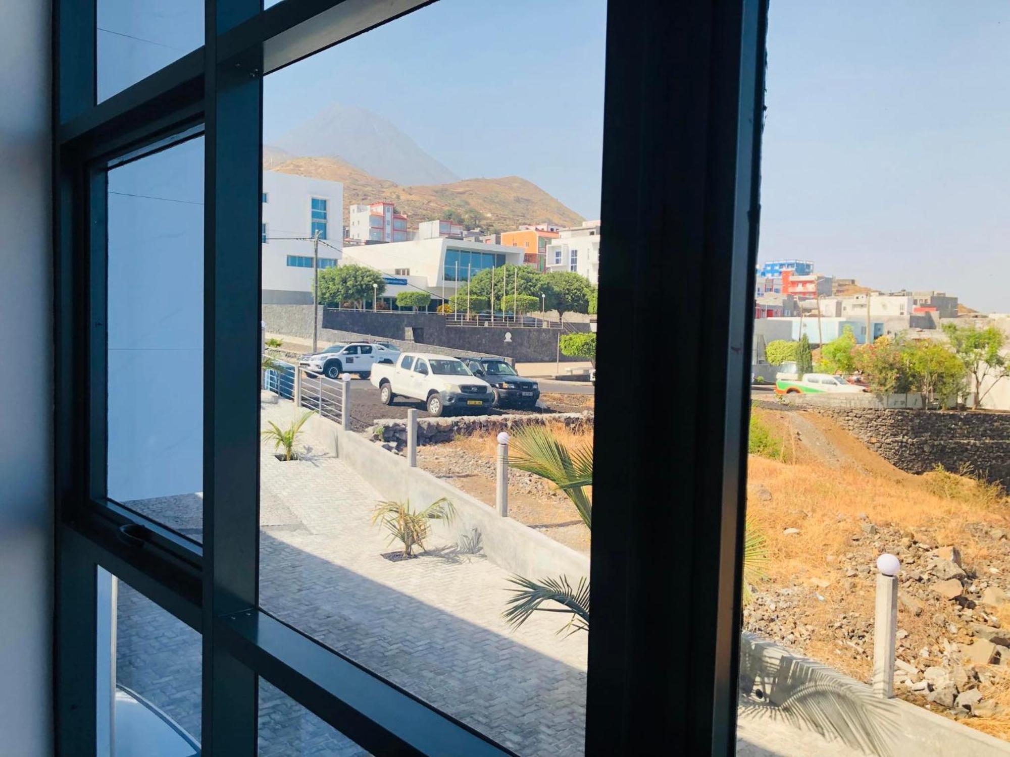 Edificio Cosec Hotel Cova Figueira Kültér fotó